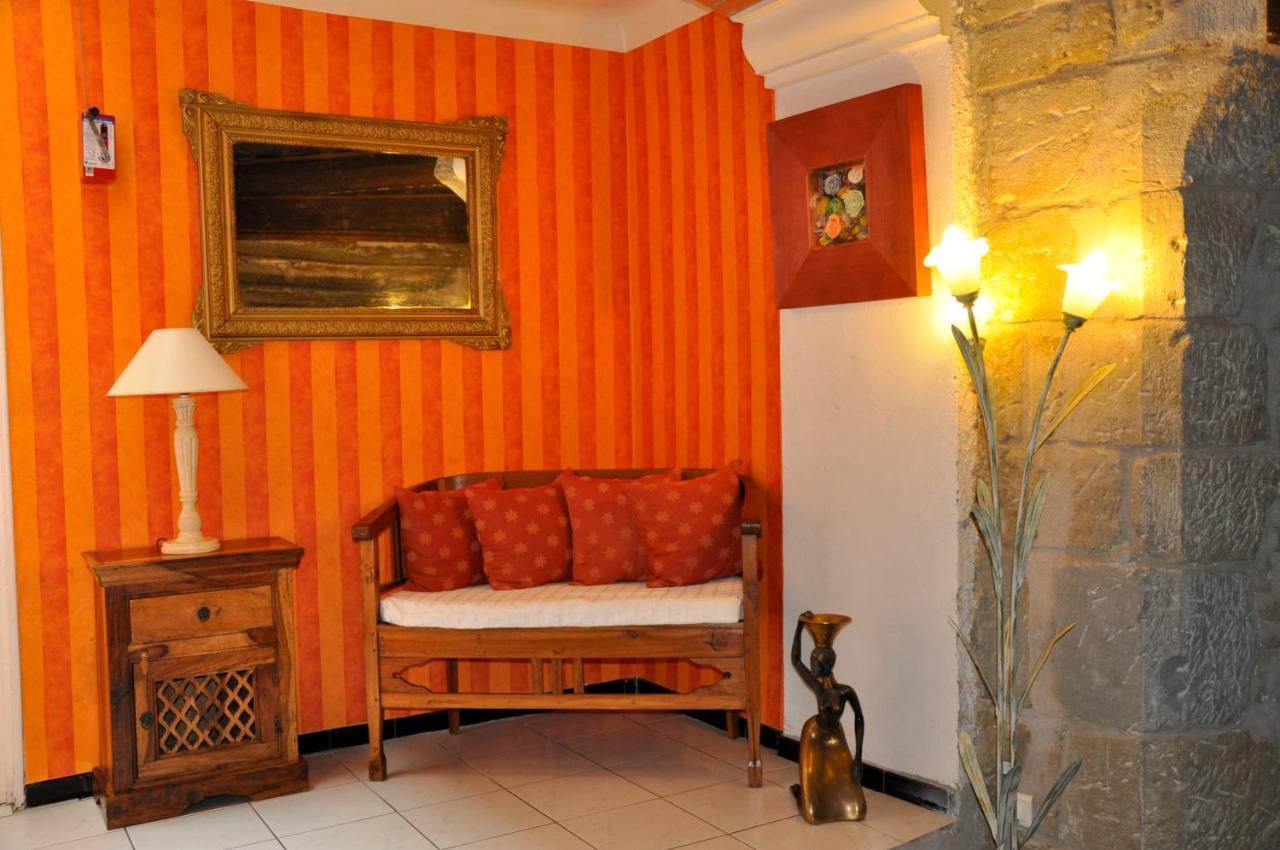 Les Deux Acacias Hotel Villepinte  Exterior photo